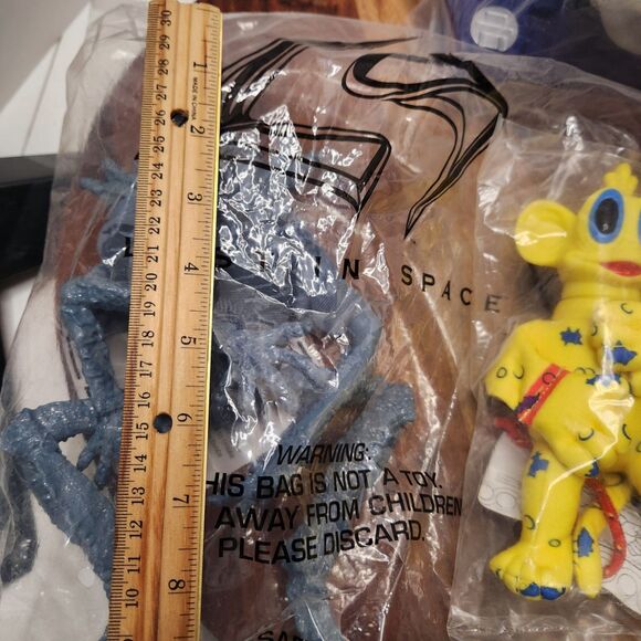 1998 Lost in Space Promo Toy Set – Long John Silver’s Complete Set of 4 - Picture 5 of 6